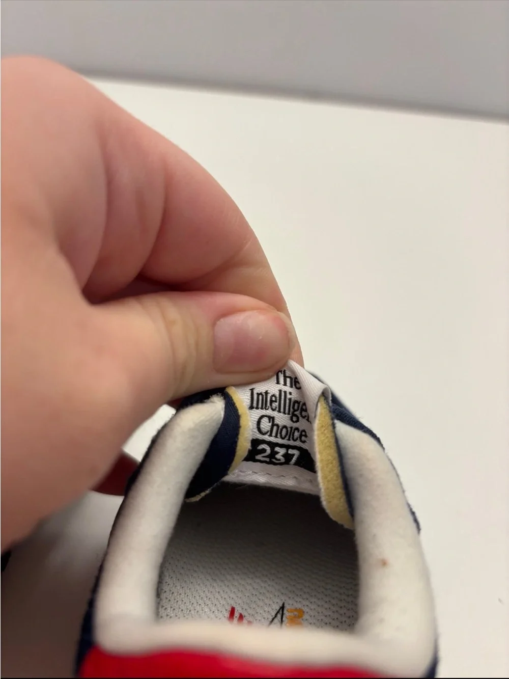 NEW BALANCE TODDLER 237 NAVY BUNGEE SNEAKERS size 5